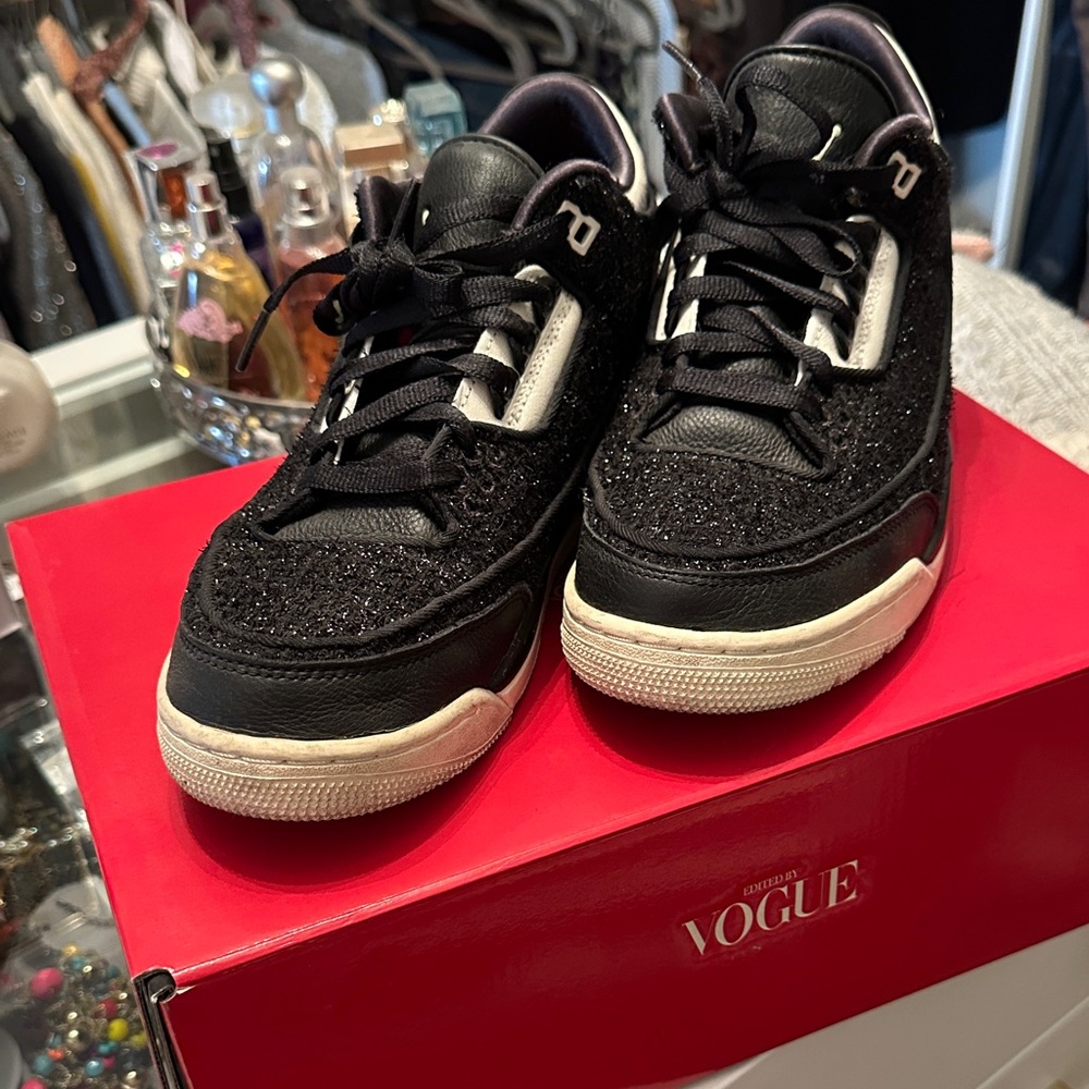 Jordan 3 Retro AWOK Anna Wintour Vogue Women’s Size 8.5
